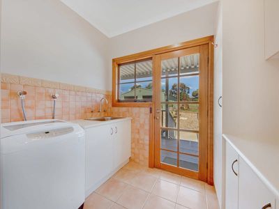 18 Sheridan Ct, Rutherglen
