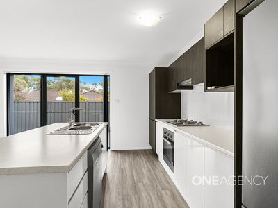 6 / 25 Royal Street, Worrigee