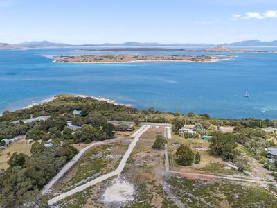 Lot 1, 57 Franklin Parade, Lady Barron
