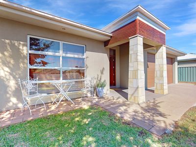 18 Riviera Avenue, Dubbo