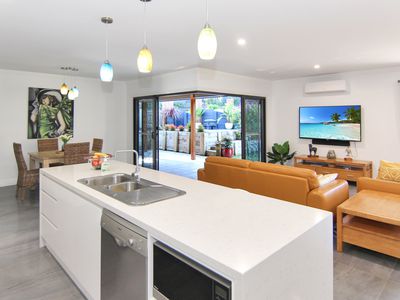 66 Pipers Bay Drive, Forster