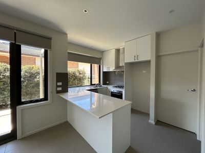 1 / 10 Monteith Street, Altona North