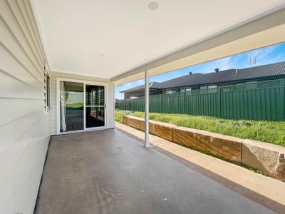 15 Pelagic Court, Dubbo