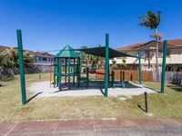 LMU / 9  Bayside Court, Thorneside