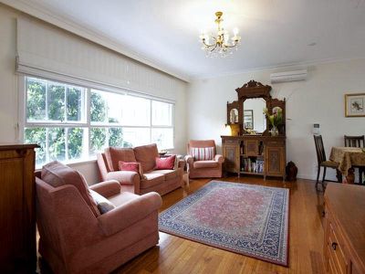1 / 724 Hawthorn Road, Brighton East