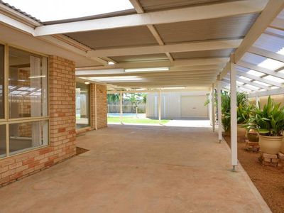 4 Heston Court, Somerville