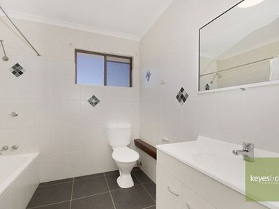 2 / 47 Warburton Street, North Ward