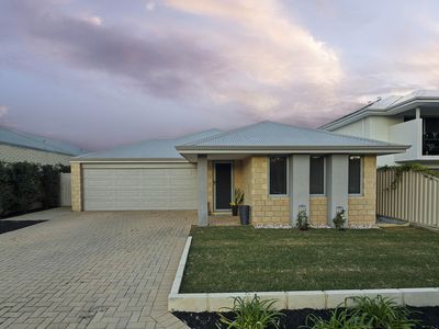 57 Mariposa Gardens, Success