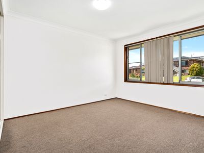 8 Goolagong Circuit, Mount Warrigal