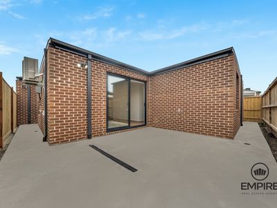 161 Villa Doria Drive, Clyde North