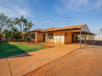 32 Curlew Crescent, South Hedland