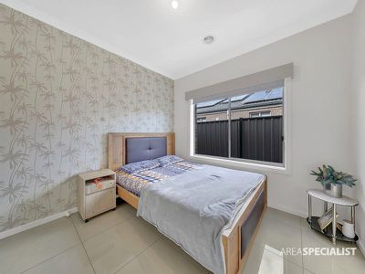 17 Millicent Drive, Craigieburn