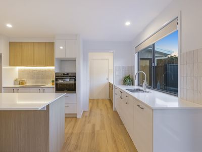 52 Treeline Circuit, Mooloolah Valley