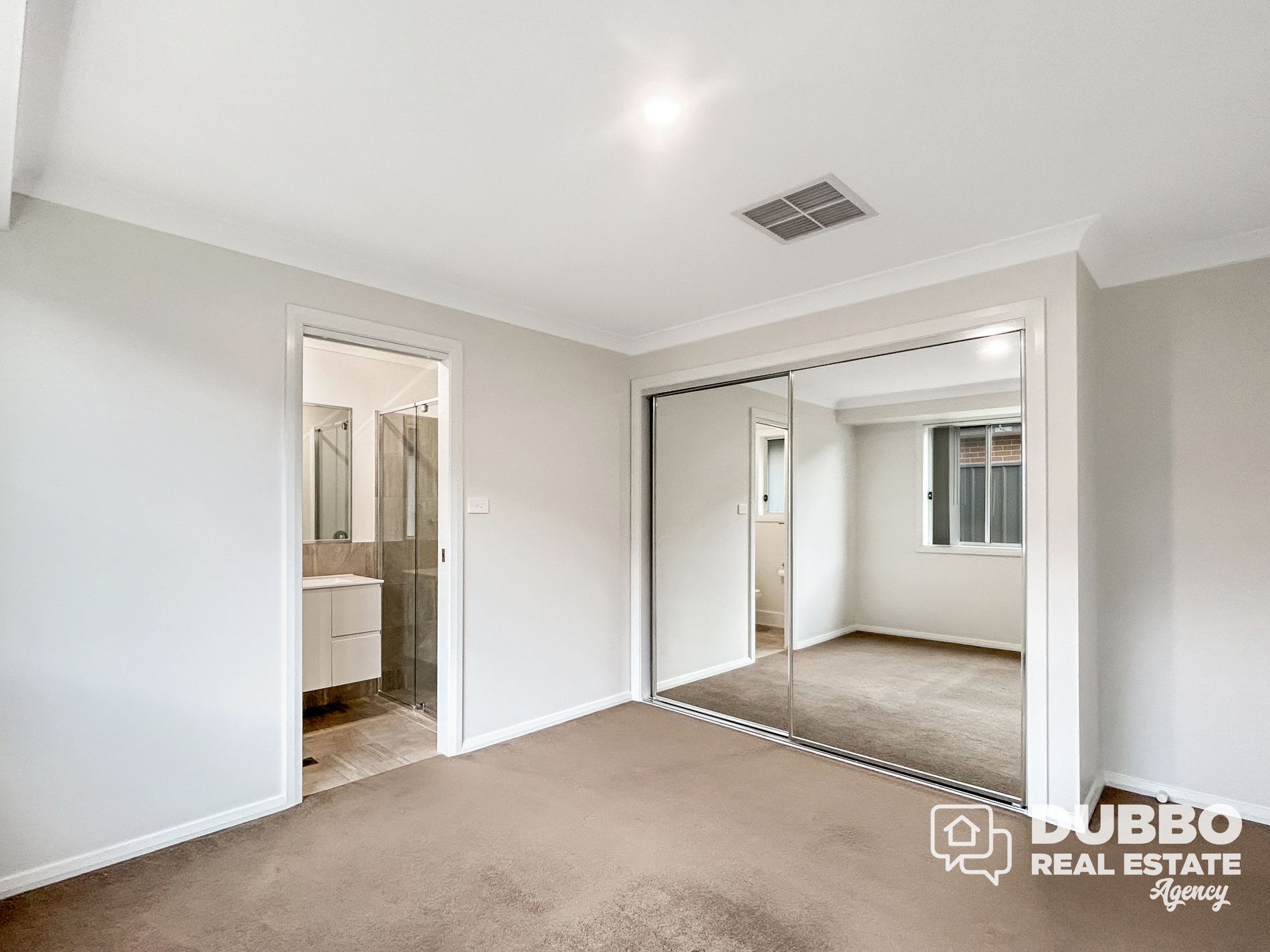 22A Boyd Avenue, Dubbo