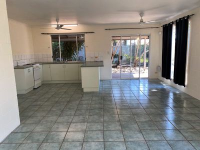 25 Granites Drive , Rosebery