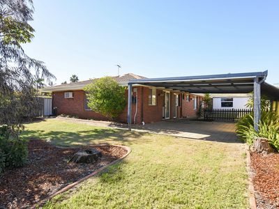 28 Parkway Road, Bibra Lake