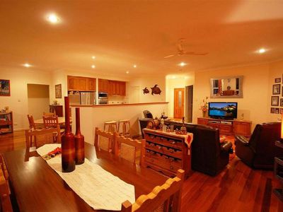 9 Cove Boulevard, River Heads