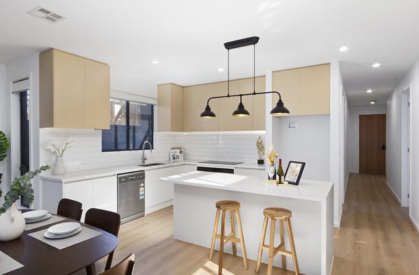 85 Carroll Lane, Greenvale