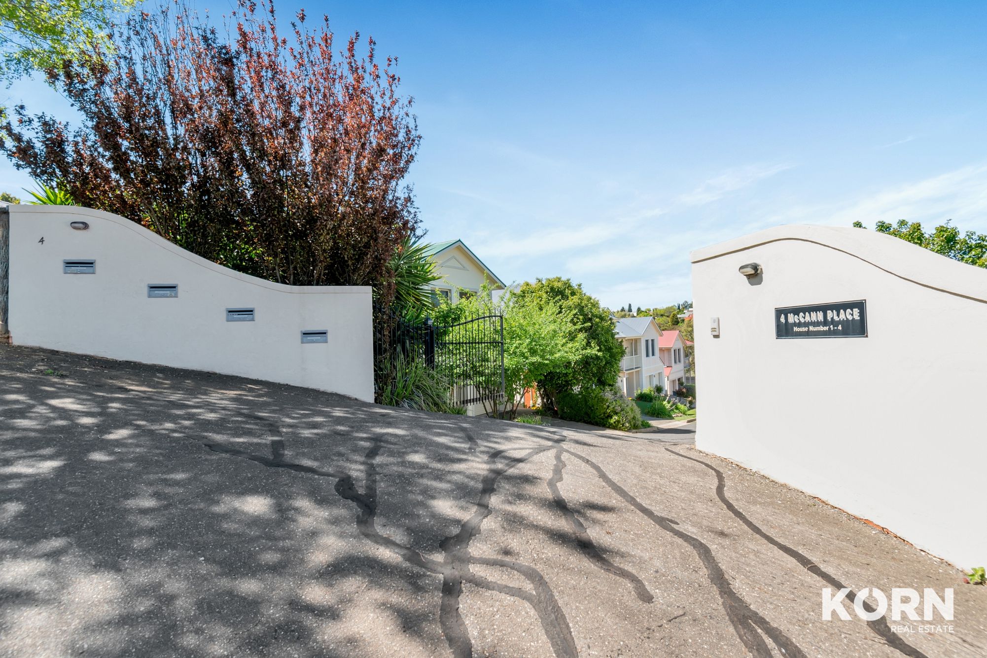 1 / 4 Mccann Place, Greenwith