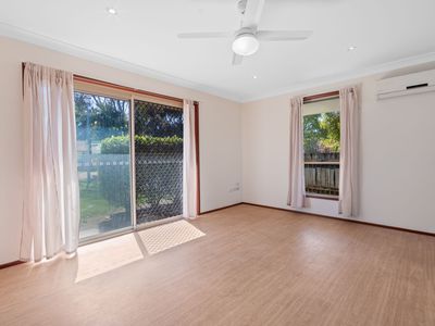 6 / 7 Lowmead Street, Underwood