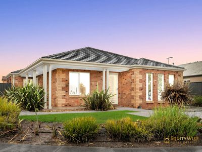 36 Eppalock Drive, Manor Lakes