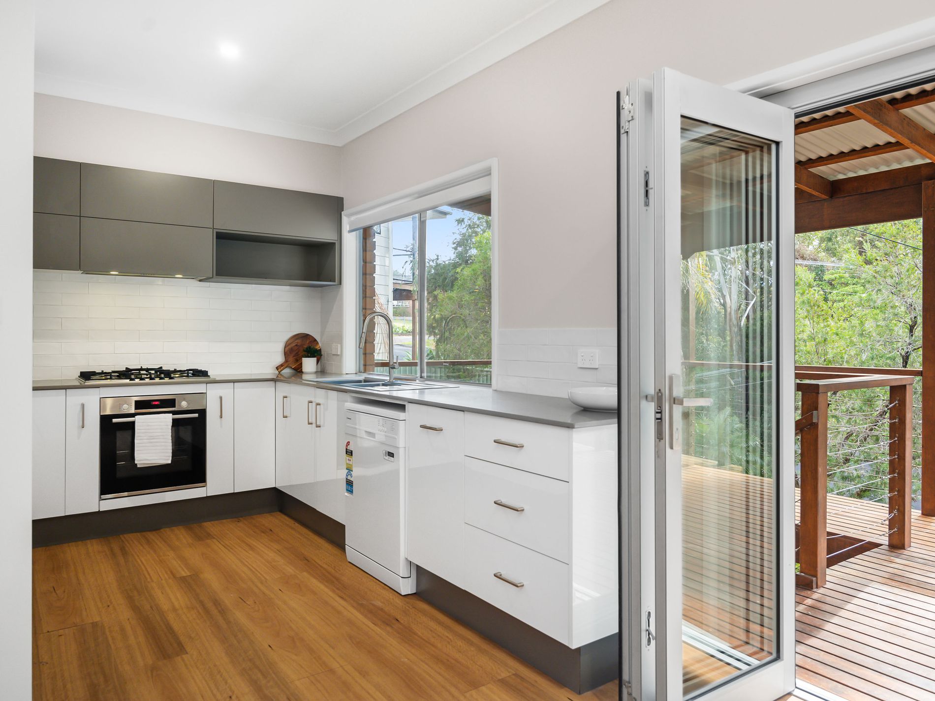 18 SIMMONS Drive, Ulladulla