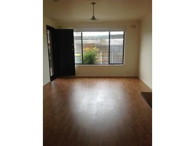 2 / 13 Manifold Street, Manifold Heights