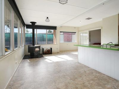 977 Waugh Rd, North Albury