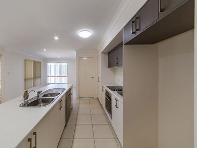 49 Darryl Crescent, Kingaroy