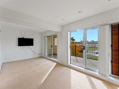 B11/71 Spencer Road, Albany
