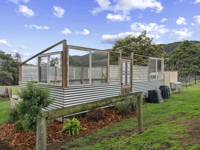 572 Woodbridge Hill Road, Gardners Bay