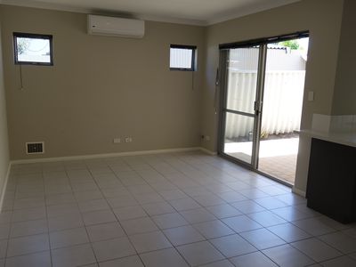 84b Eastdene Circle, Nollamara