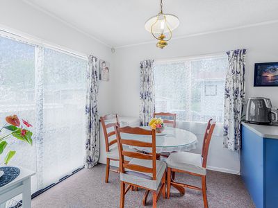 80 Kahikatea Drive, Melville