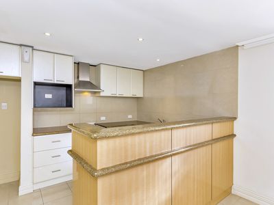 2 / 28 Nile Street, East Perth