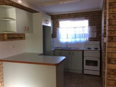 2 / 6 Kehlet Street, Pialba