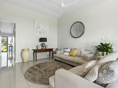 66 Royal Mantle Drive, Ulladulla