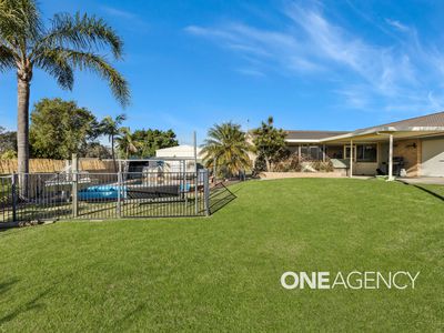 4 Hermes Crescent, Worrigee