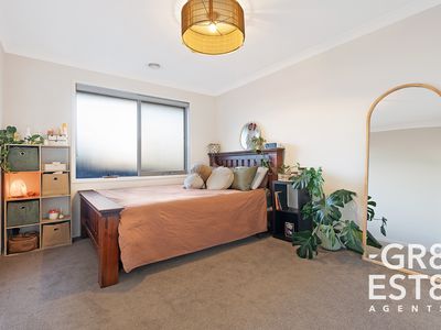 24 Zeus Avenue, Cranbourne West