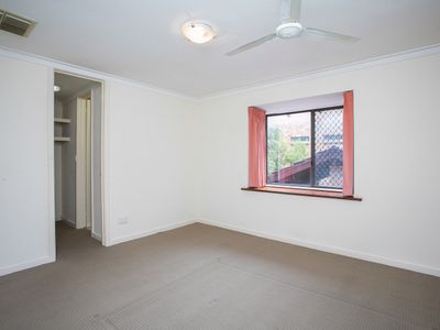 6 / 40 Congdon Way, Booragoon