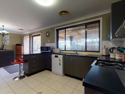 60 Chifley Drive, Dubbo