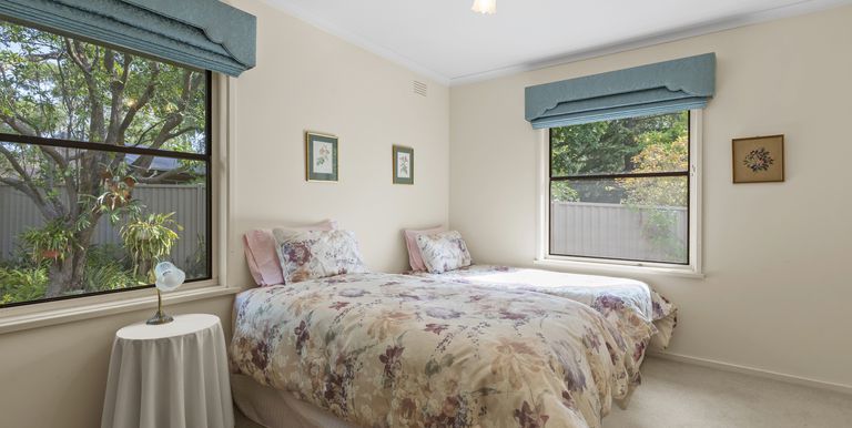 11 Creek Drive, Euroa
