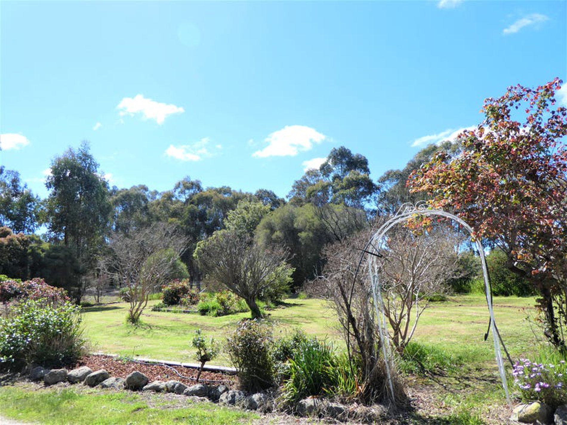 580 Telegraph Rd, Seymour