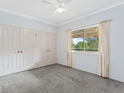 30 Glenmore Crescent, Rochedale South