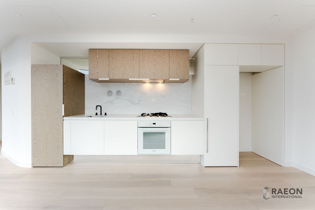 5905/370 Queen Street, Melbourne