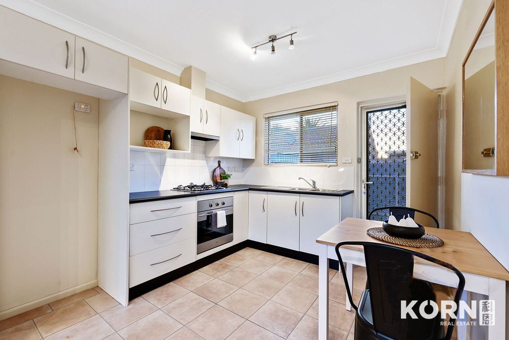 1 / 15 Gordon Avenue, Clearview