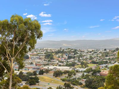 67 Peel Street West, West Launceston