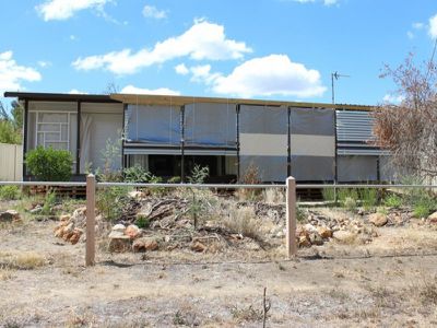 239 Allingham Street, Kangaroo Flat