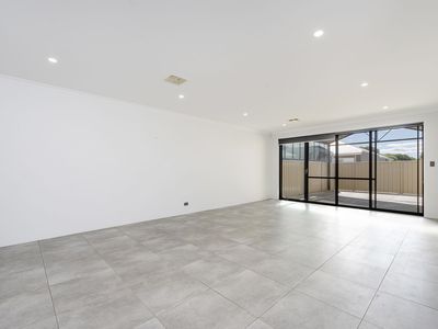 14 Ferrolana Chase, Madora Bay