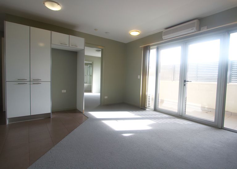 12 / 442 High Street, Northcote