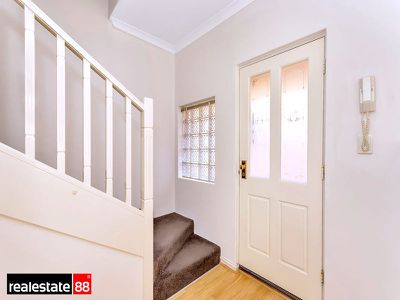 4 / 98 Wattle Street, Tuart Hill